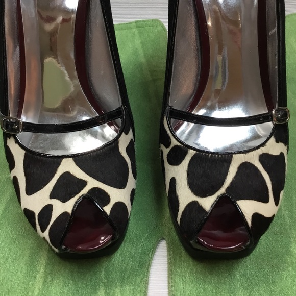 Guess by Marciano Statement Platforms. - Picture 3 of 7